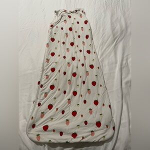 Kyte Baby Strawberry Sleep Sack Medium 1 Tog - Perfect Year Round